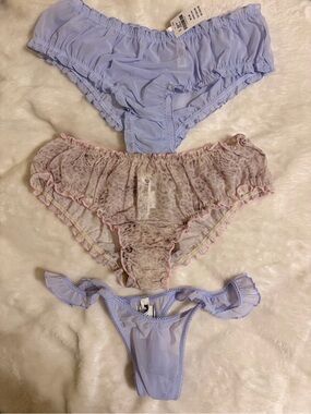 PINK Victoria's Secret Lavender & Light Leopard Ruffle Panty Set